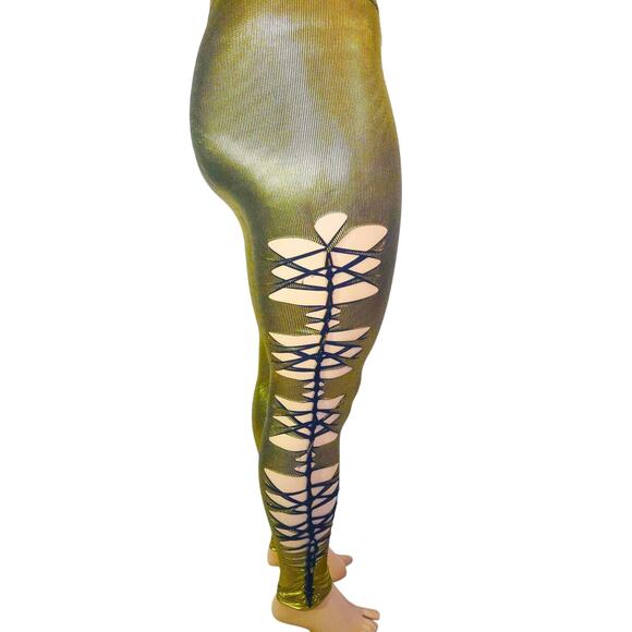 GOLDEN RADIANCE - 1XL/2XL - Leggings - Shimmering Gold w/ Stylish Side Cuts - Picture 7 of 7